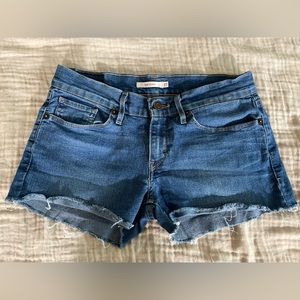 LEVI 524 SKINNY DENIM SHORTS